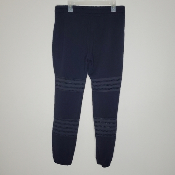 Beyond Yoga Off The Grid Black High Rise Perforated Mesh Jogger Sweatpants - Picture 5 of 8